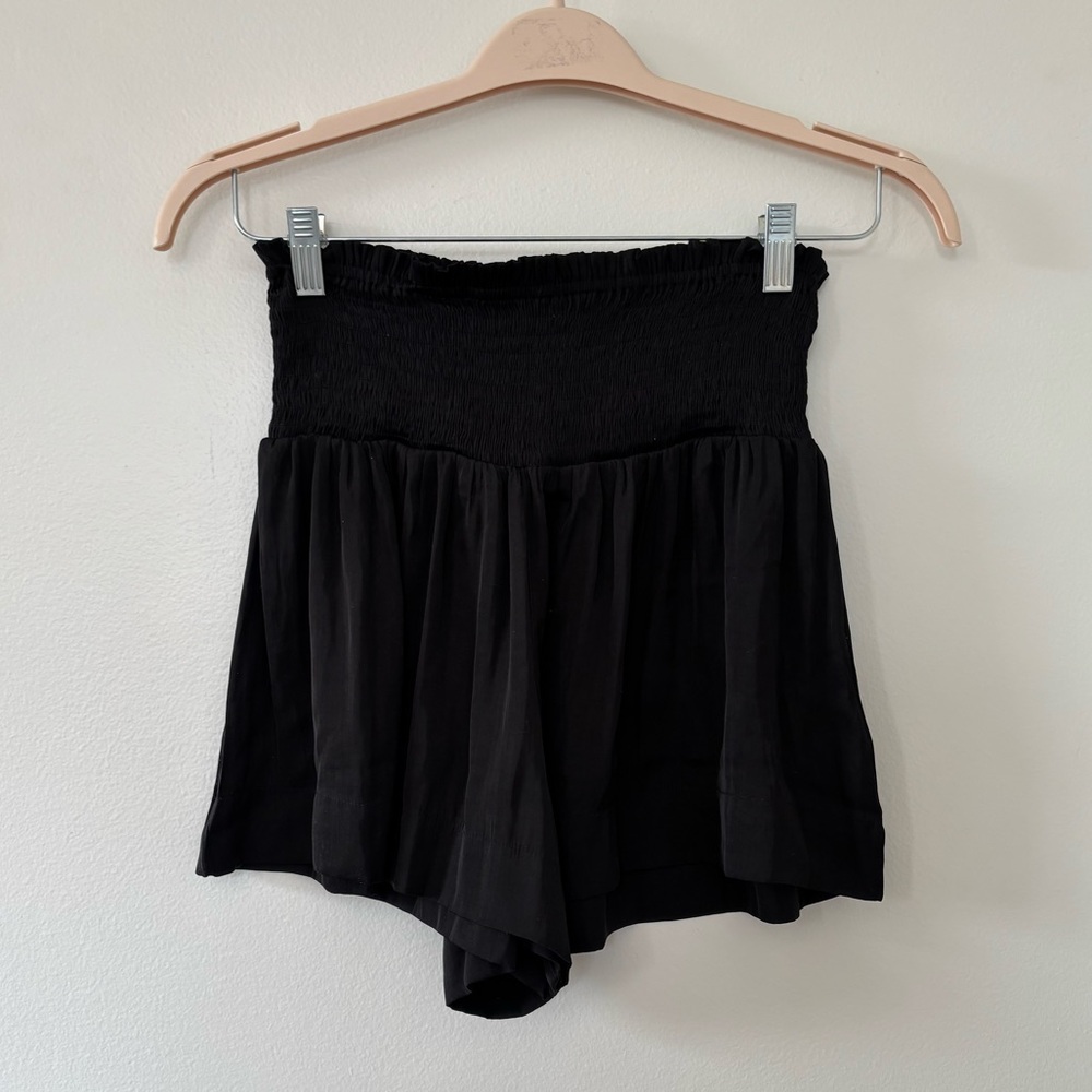 Pants Store Black Women's High-Waisted Shorts With Elastic waist
